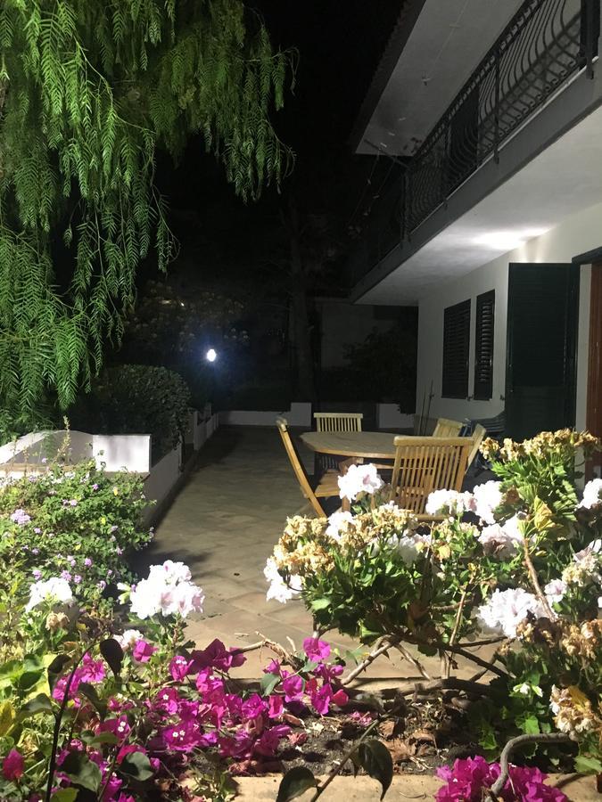אסראלה Villa Fraele מראה חיצוני תמונה